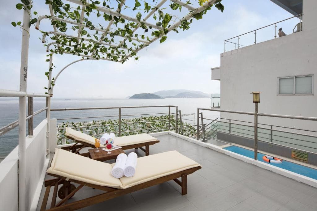 Blue Pearl Hotel