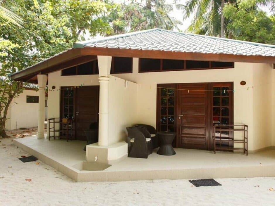 Embudu Village