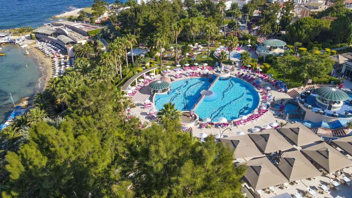 Grand Blue Sky International Hotel