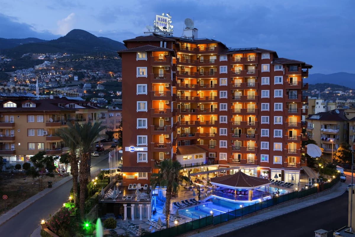 Villa Moonflower Aparts & Suites