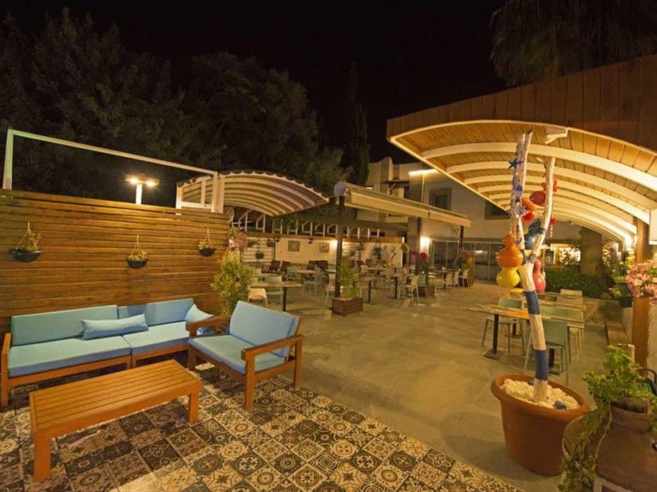 Blue Bay Hotel