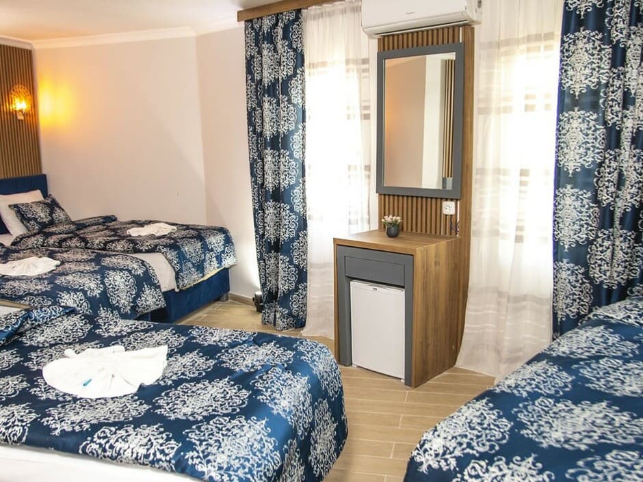 Blue Bay Hotel