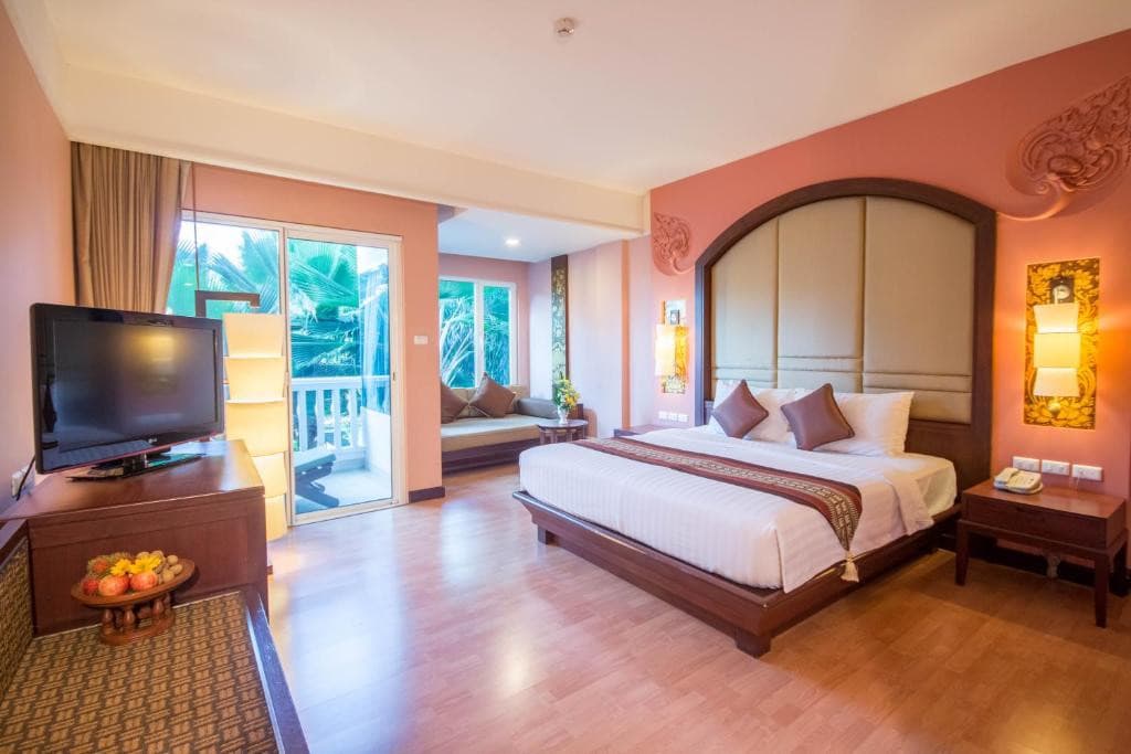GRAND PACIFIC SOVEREIGN RESORT & SPA