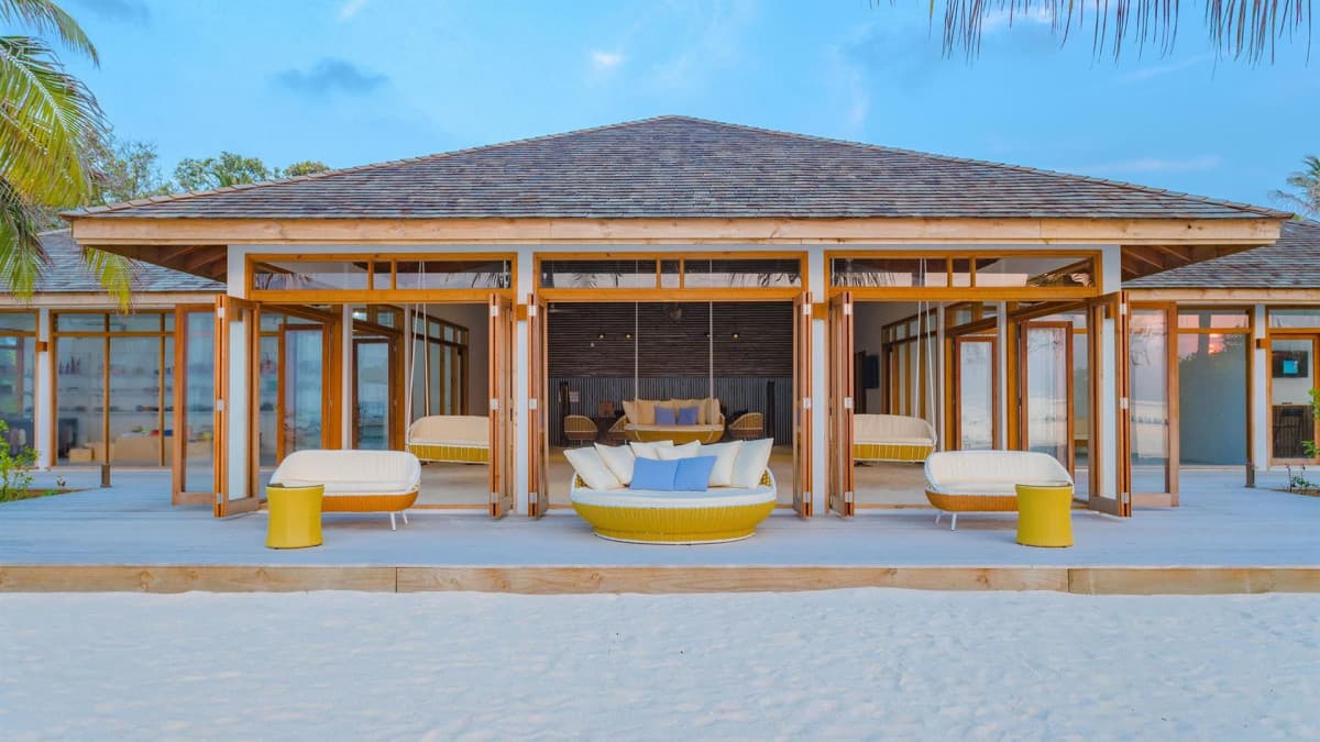 Innahura Maldives Resort 