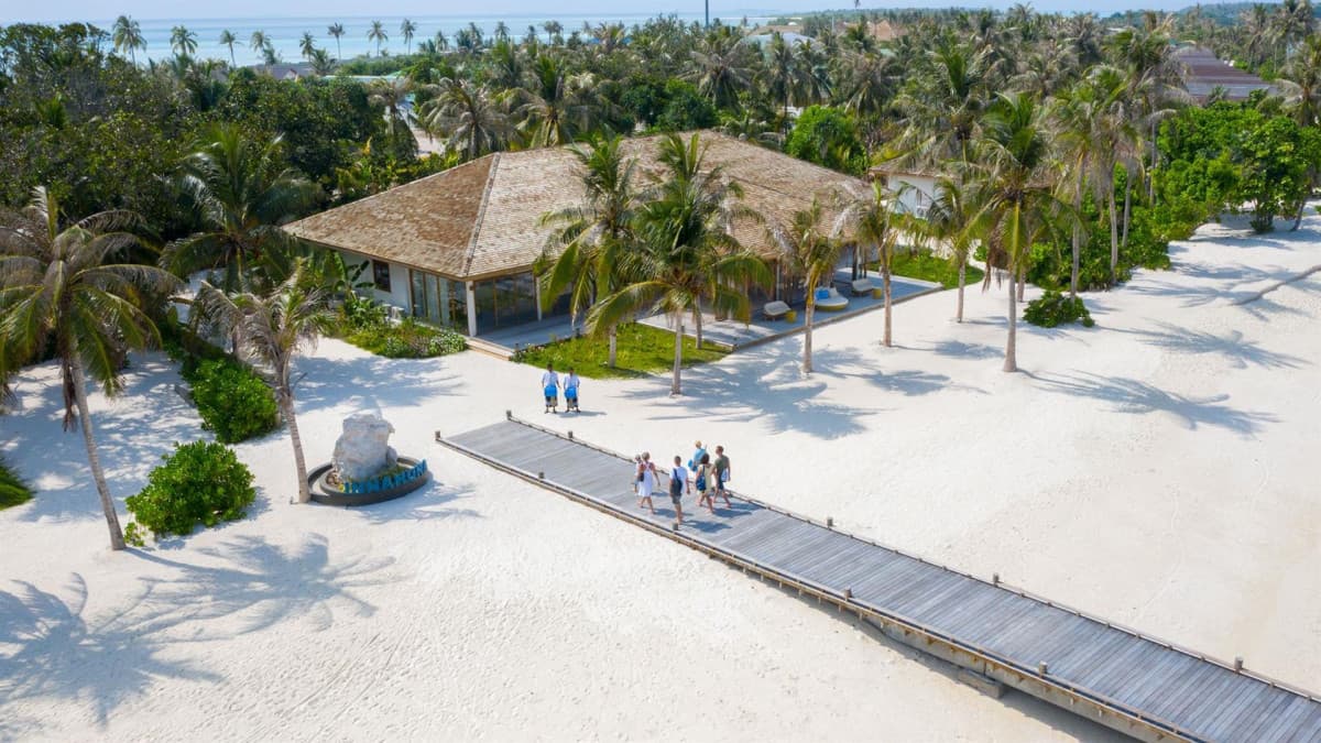 Innahura Maldives Resort 