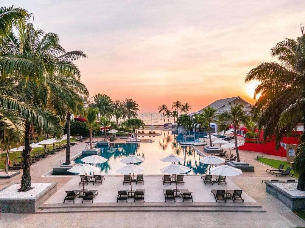 Novotel Hua Hin Cha Am Beach Resort & Spa