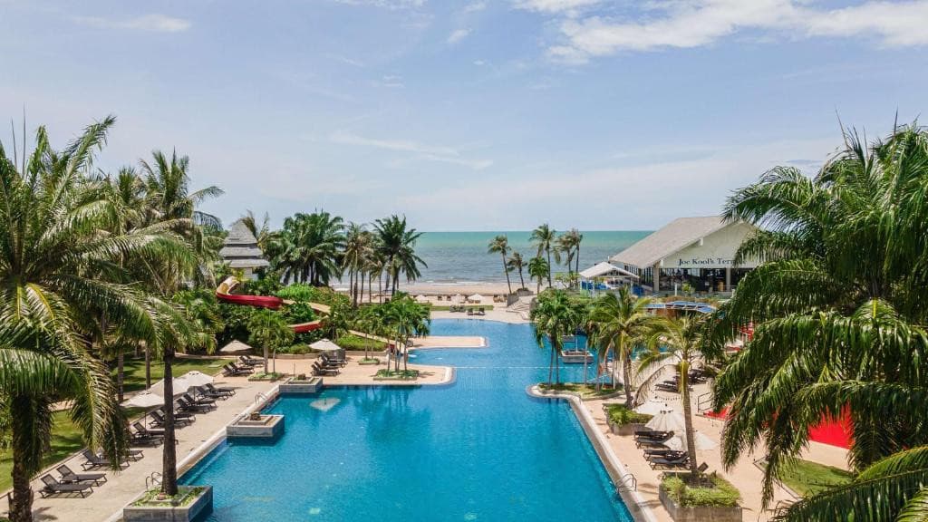 Novotel Hua Hin Cha Am Beach Resort & Spa
