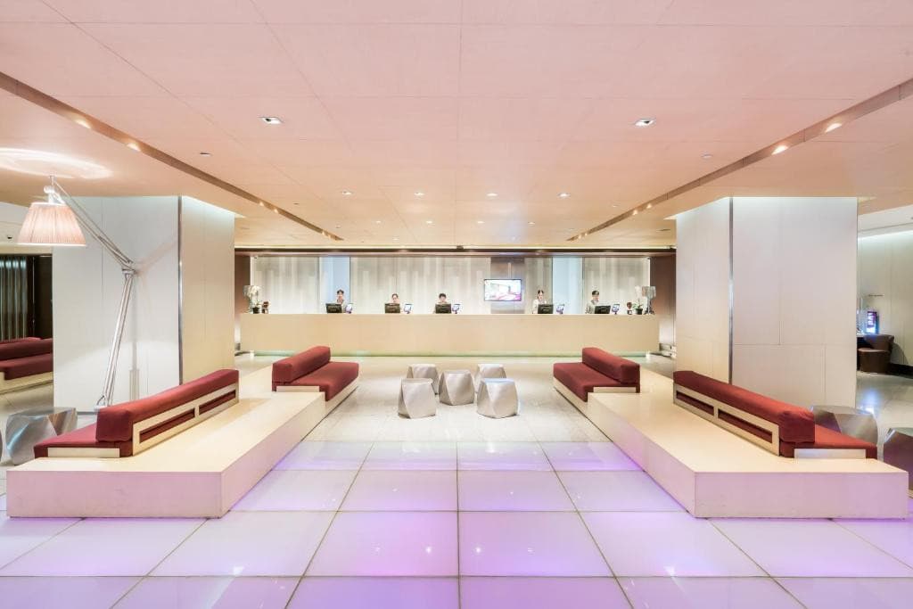 PATHUMWAN PRINCESS HOTEL