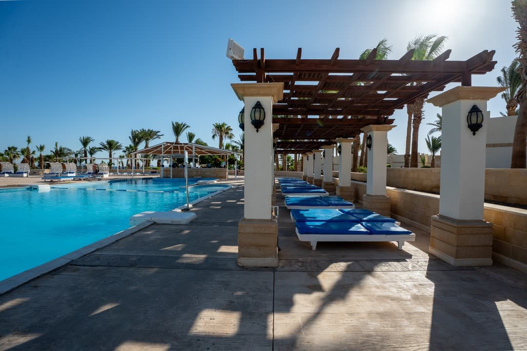 Coral Beach Resort 
