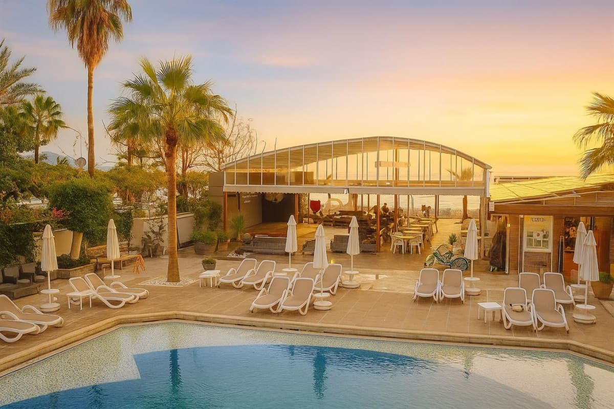 Xperia Saray Beach Hotel