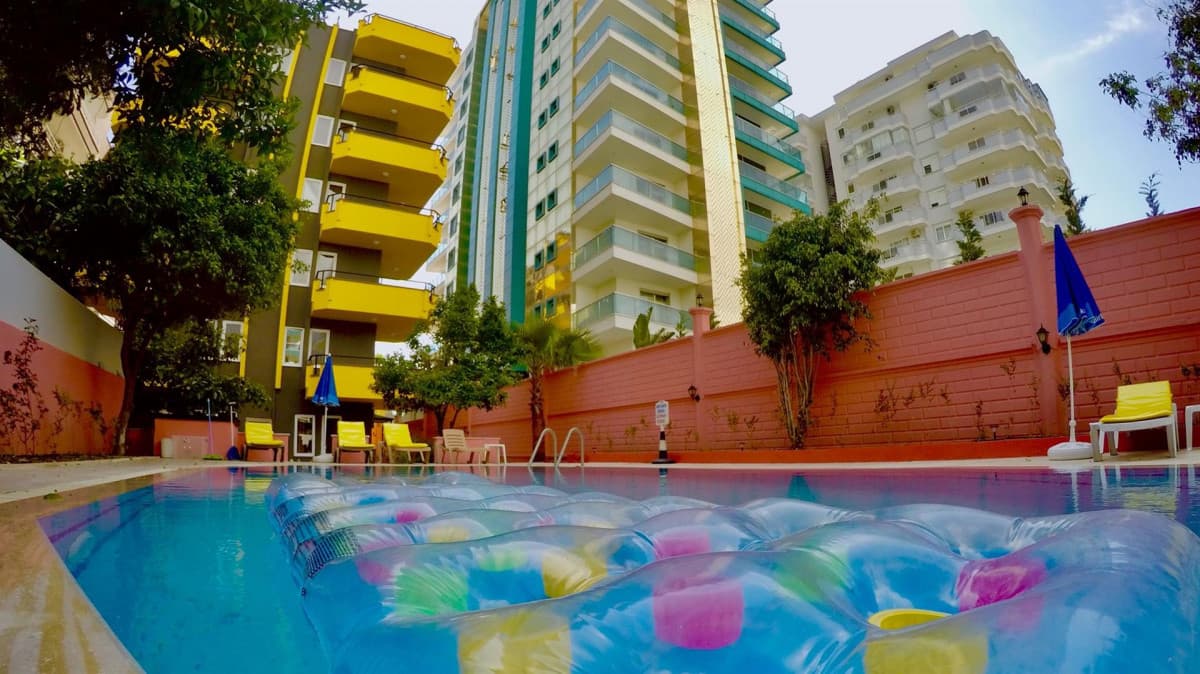 Gold Twins Beach Suit Hotel