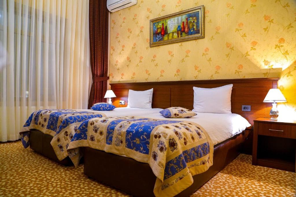 GRAND HOTEL CENTRAL PARK