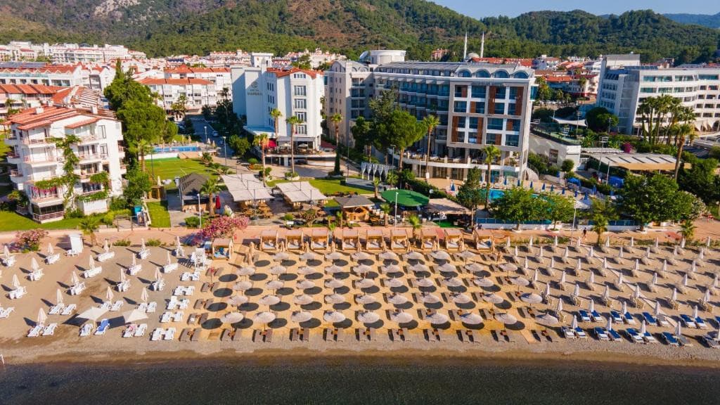 Dora Beach Hotel