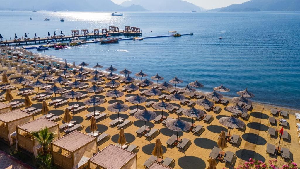 Dora Beach Hotel