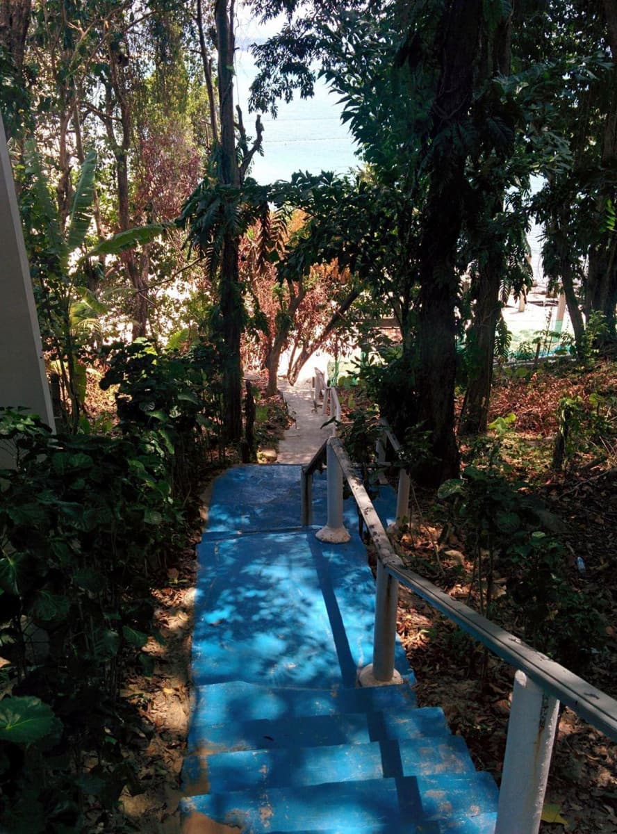 Karon Cliff Contemporary Boutique Bungalows
