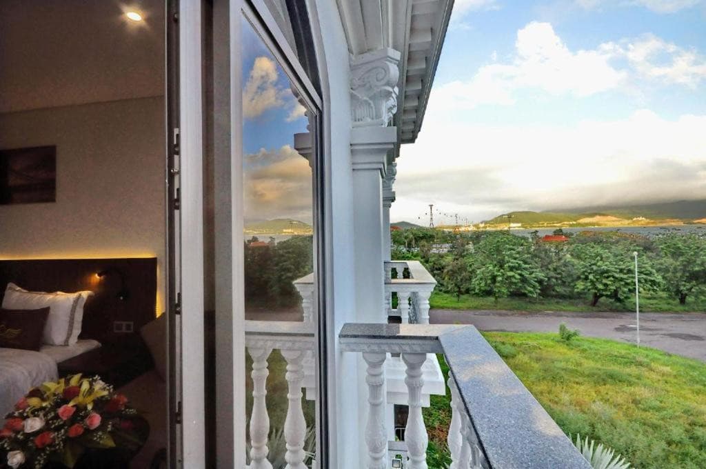 Crown Nguyen Hoang Hotel 4* - Nha Trang