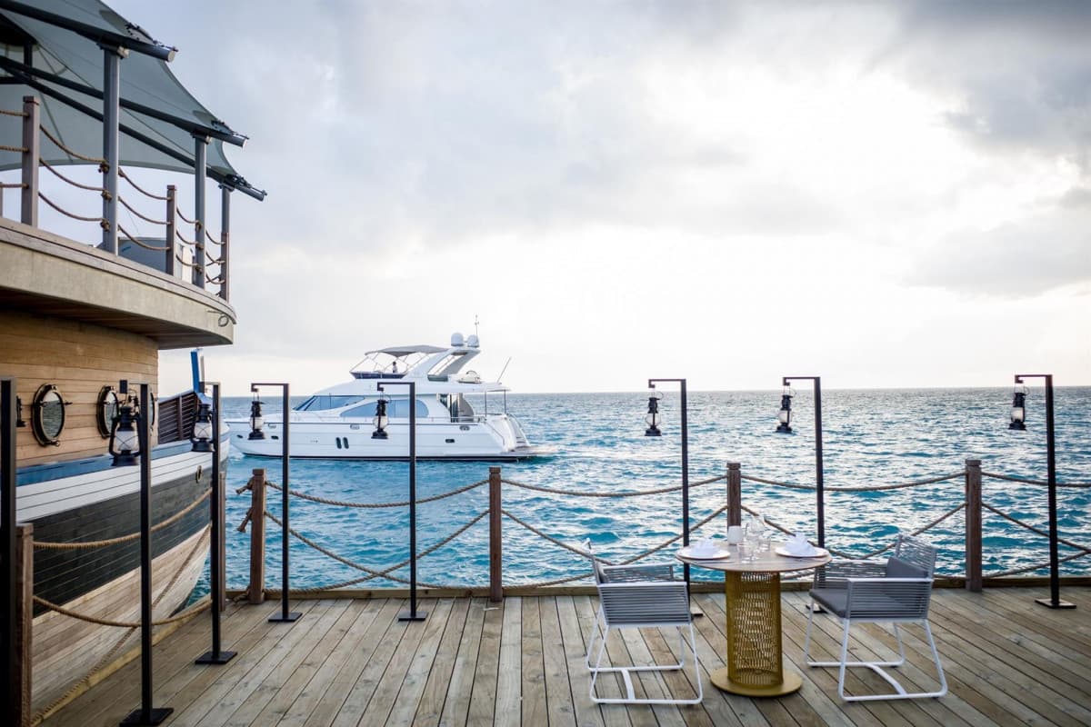 Intercontinental Maldives Maamunagau