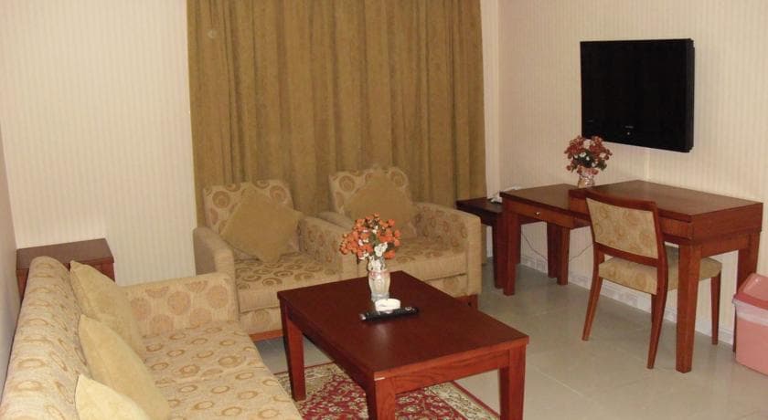 California Suites Hotel