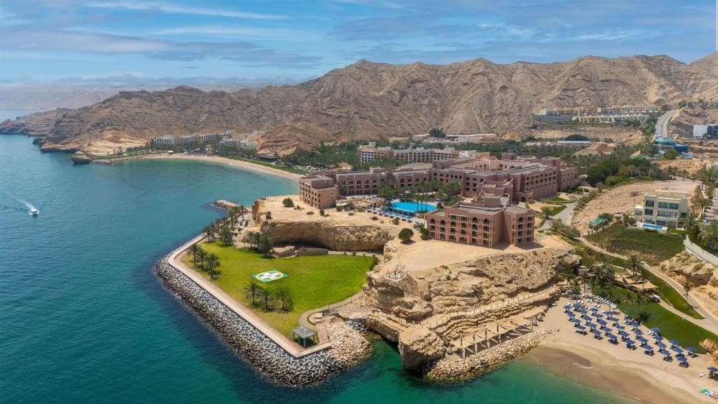 SHANGRI-LA AL HUSN ADULT ONLY