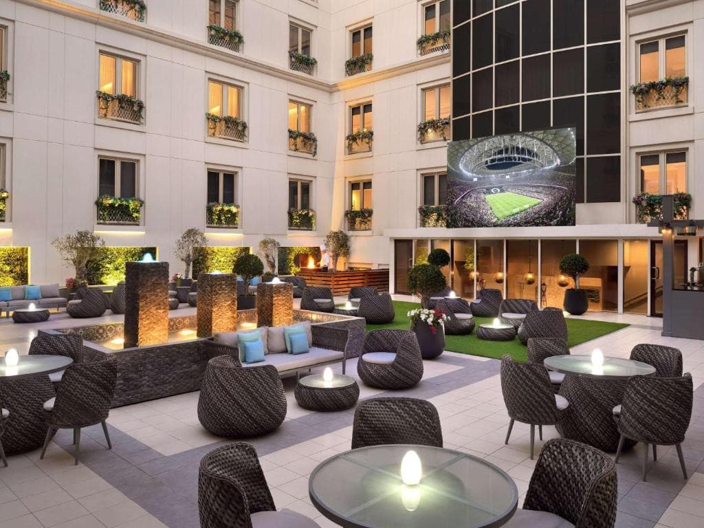 Movenpick Hotel & Apartments Bur Dubai