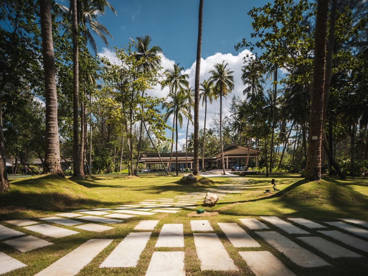 OUTRIGGER KHAO LAK BEACH RESORT