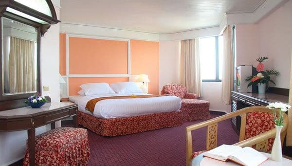 Town In Town Hotel