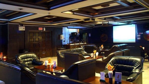 Town In Town Hotel