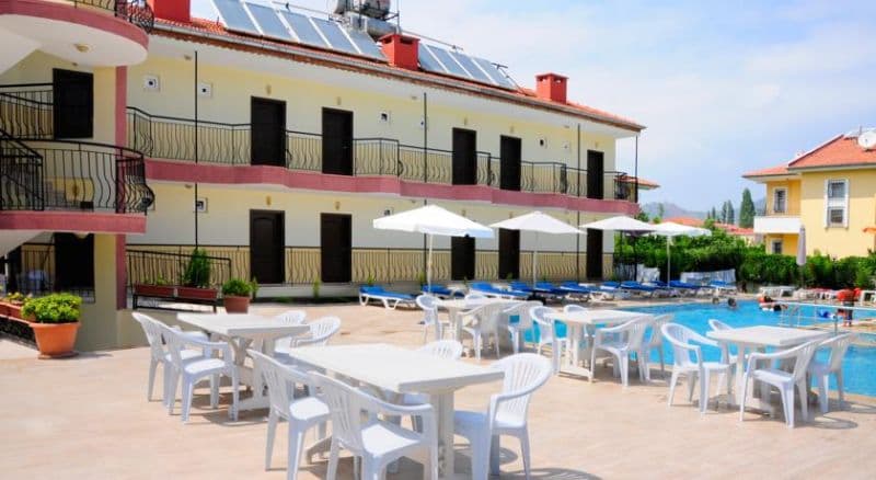Las Palmeras Hotel