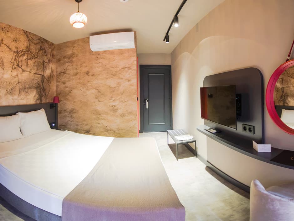 Golden Sun Hotel
