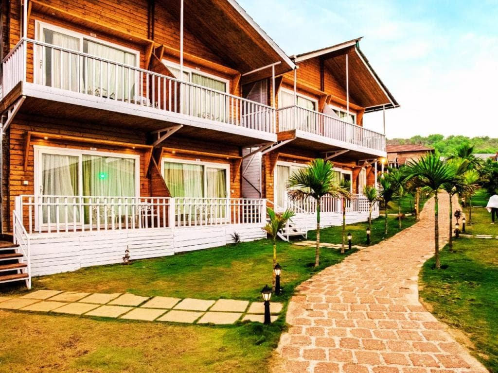 Dallas Beach Resort (Ex: Oralia Resort)