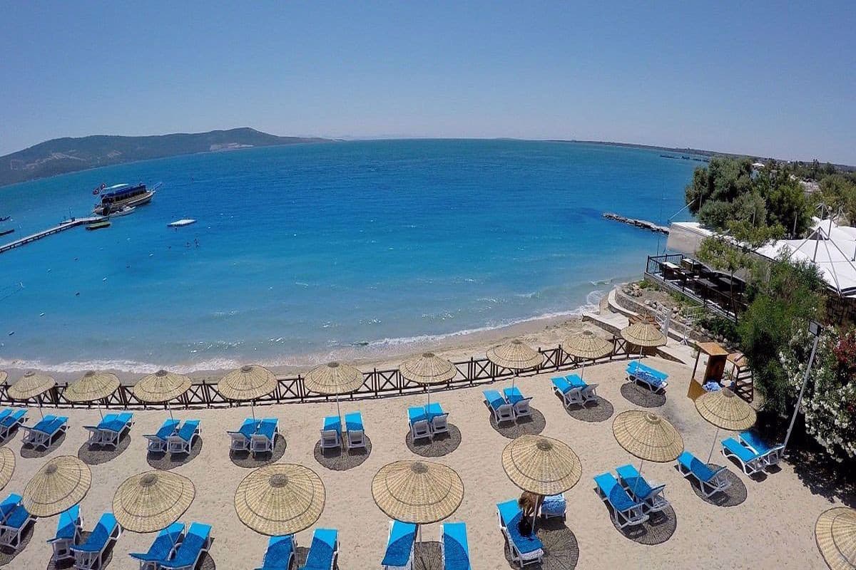 Carpe Mare Beach Resort