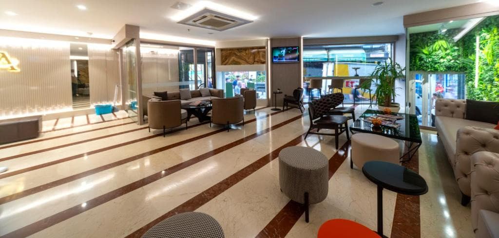 APRILIS HOTEL