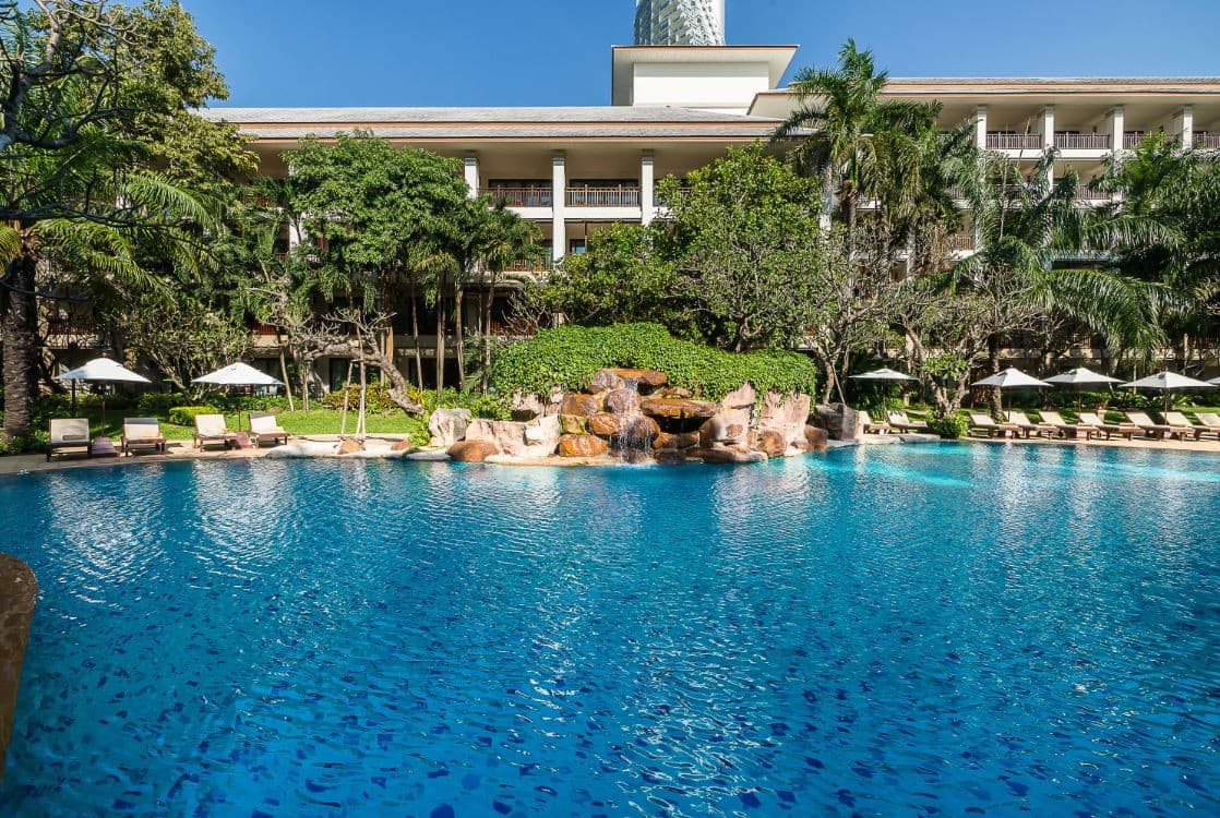 Ravindra Beach Resort & Spa
