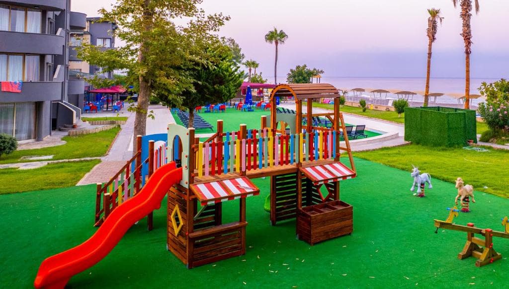 Taluyka Sunset Beach Hotel