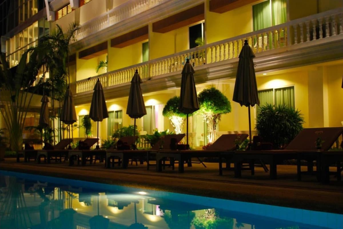 Windmill Resort Hotel