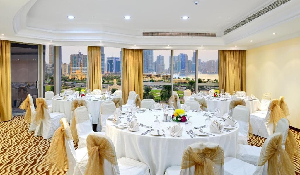 Al Majaz Premiere Hotel Apartments - Sharjah