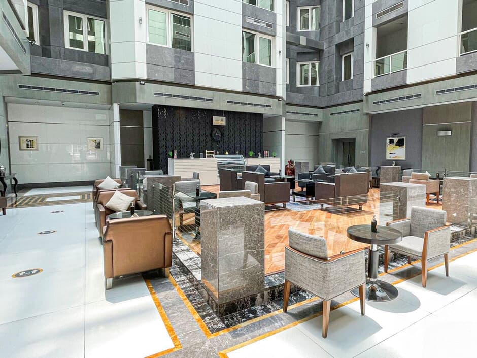 Time Grand Plaza Hotel