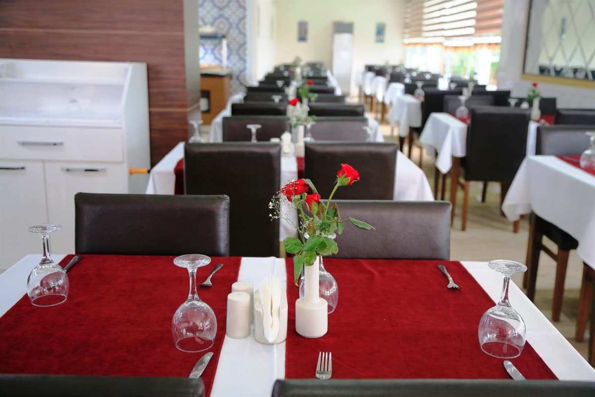 Klas More Beach Hotel