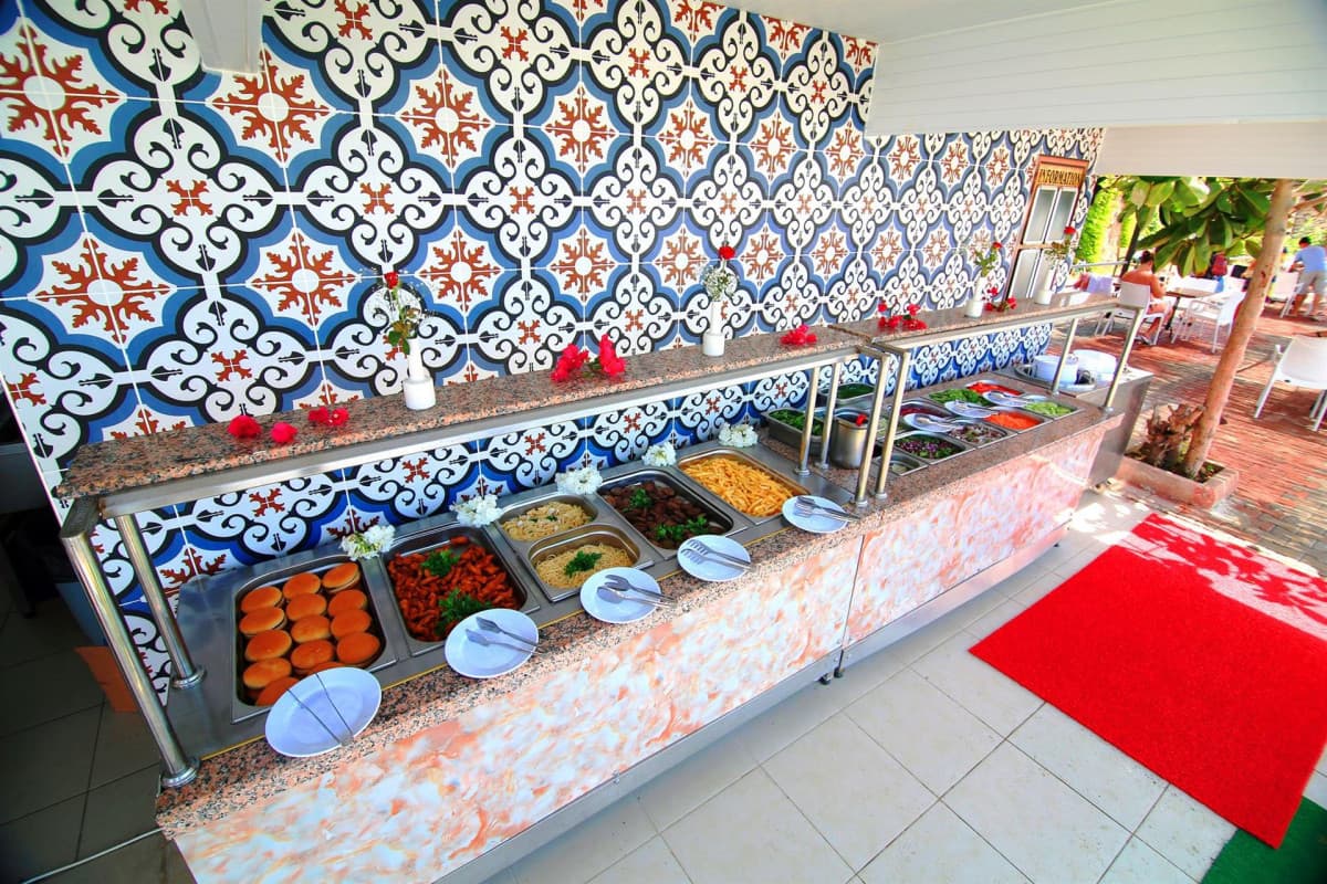 Klas More Beach Hotel