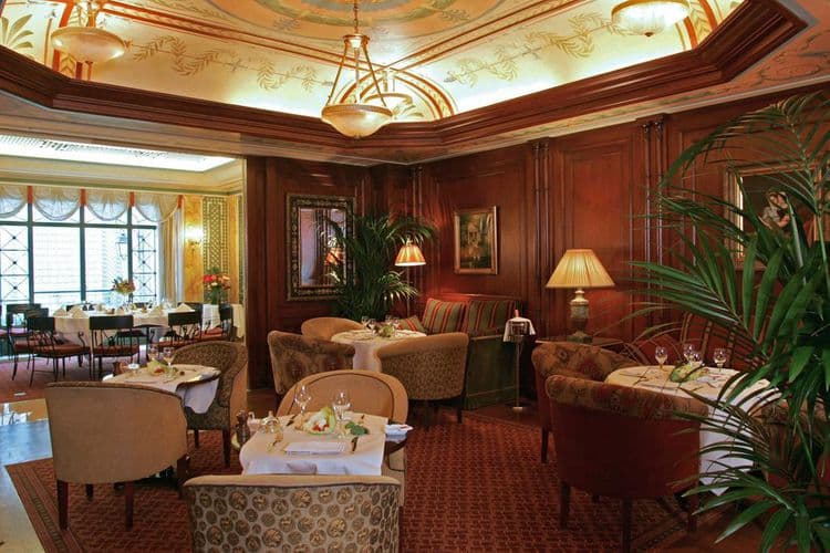 Napoleon Paris Hotel