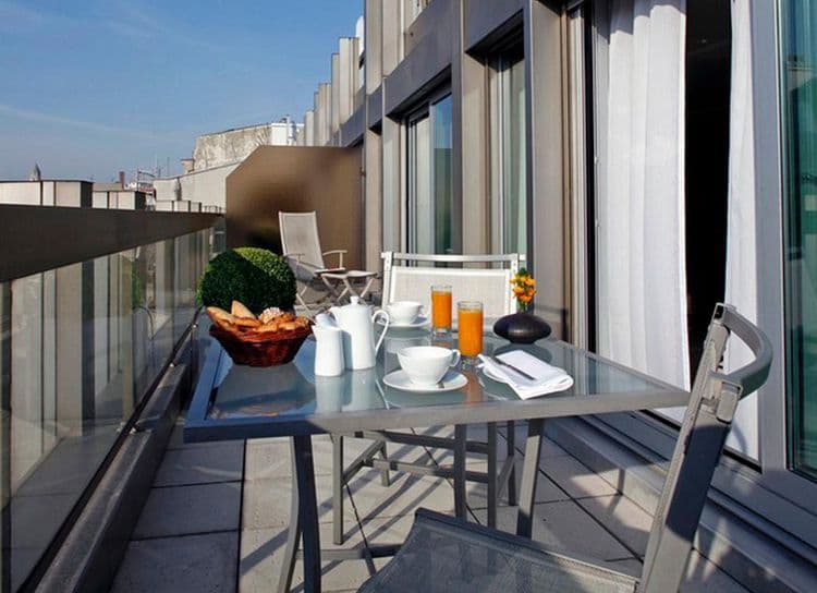 Warwick Paris Hotel