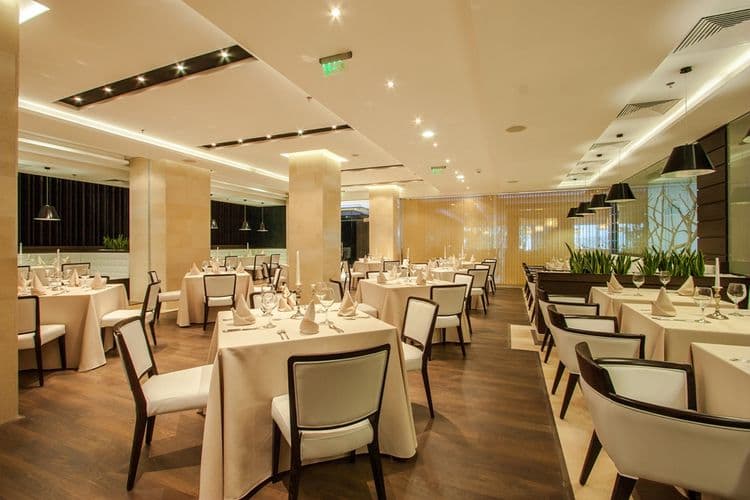 International Hotel Casino & Tower Suites