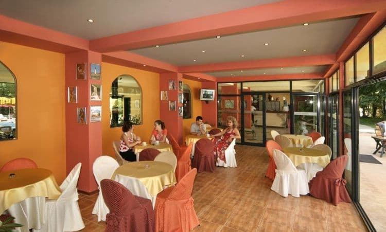 TinTyava Park Hotel