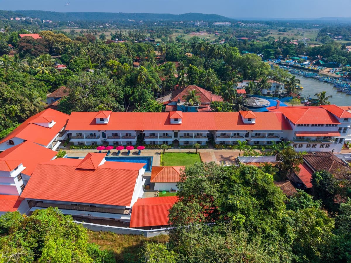 River Deck Baga Resorts & Spa