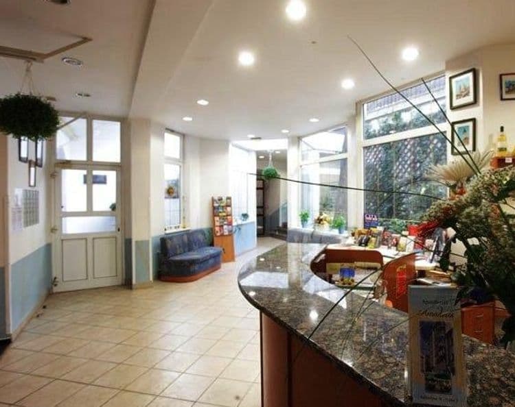 Amadeus Hotel