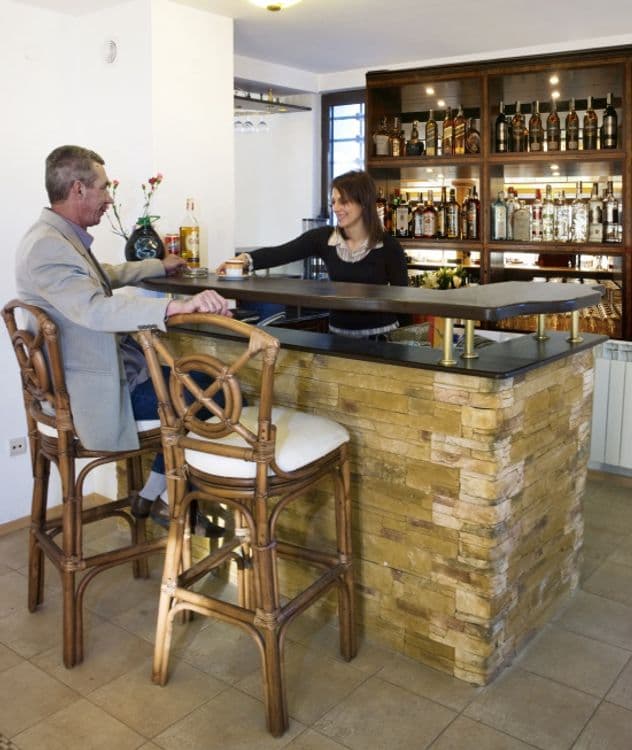 Aneli Hotel