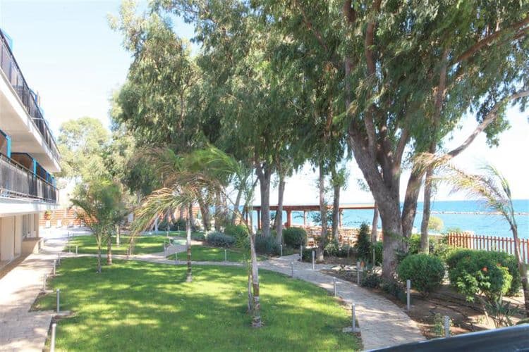 Aquarius Beach Hotel