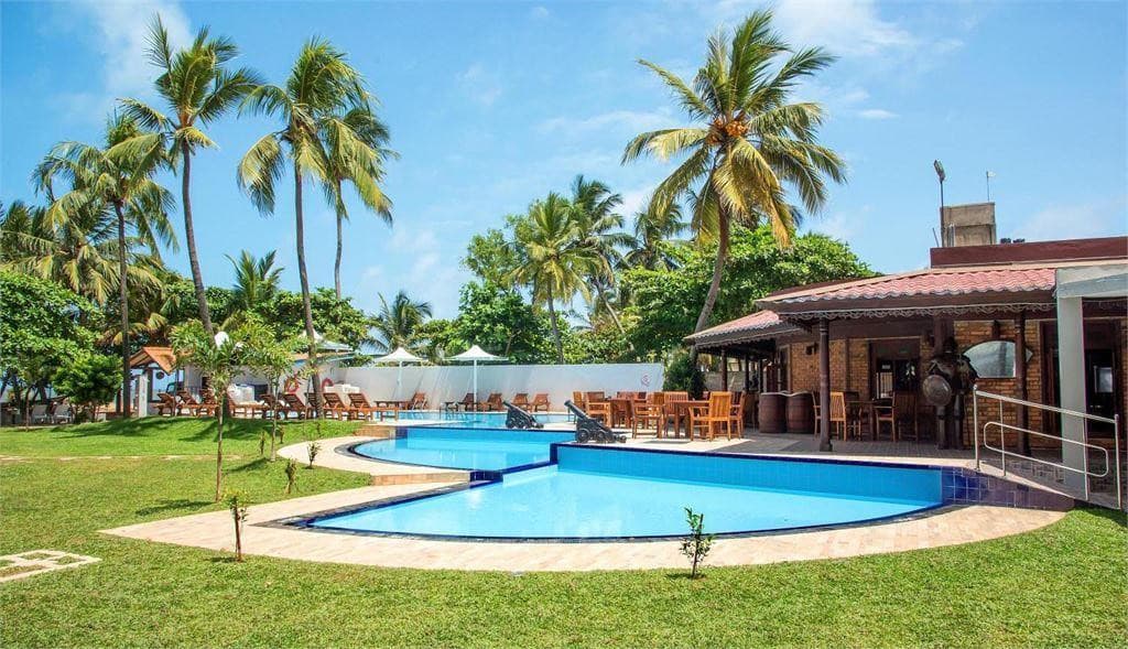 Paradise Beach Hotel