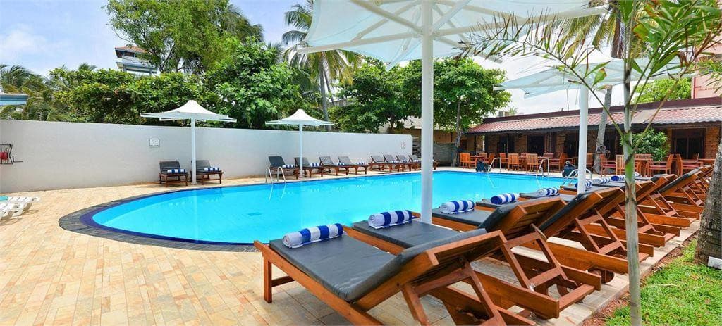 Paradise Beach Hotel