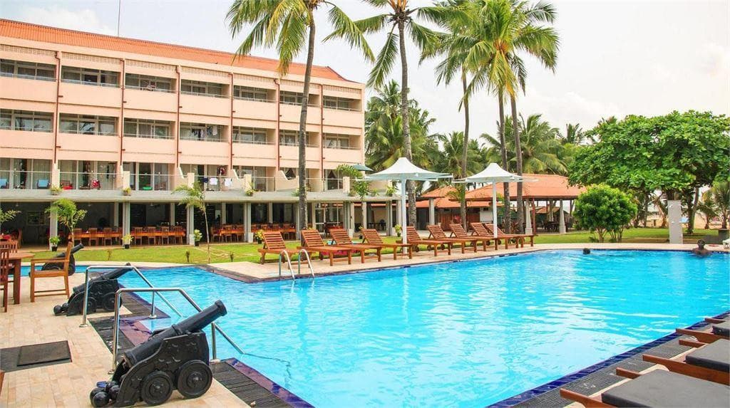 Paradise Beach Hotel